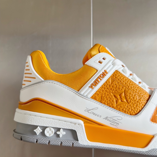 ルイヴィトン靴着用イメージ